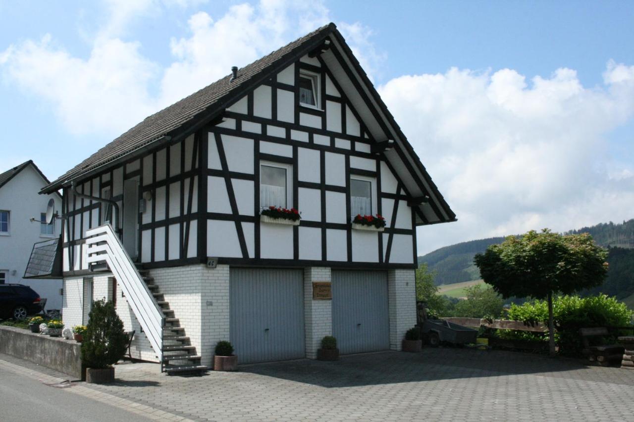 Ferienhaus Zur Ennest Schmallenberg Extérieur photo